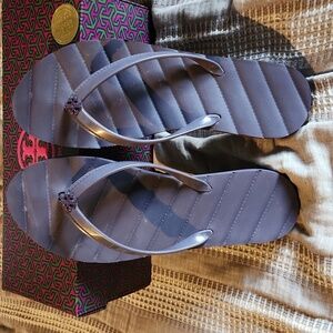 Tory Burch Kira Flip Flops Size 9
